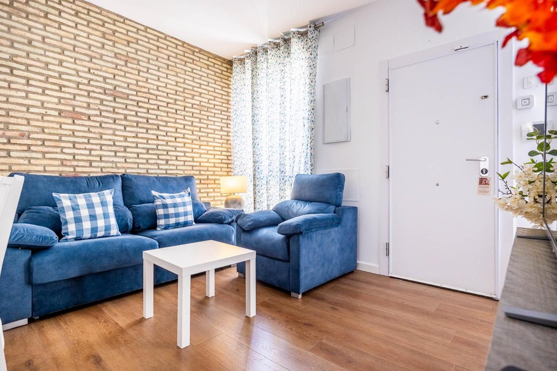 Apartamentos Poemas & Rimas De Becquer Севилья Экстерьер фото
